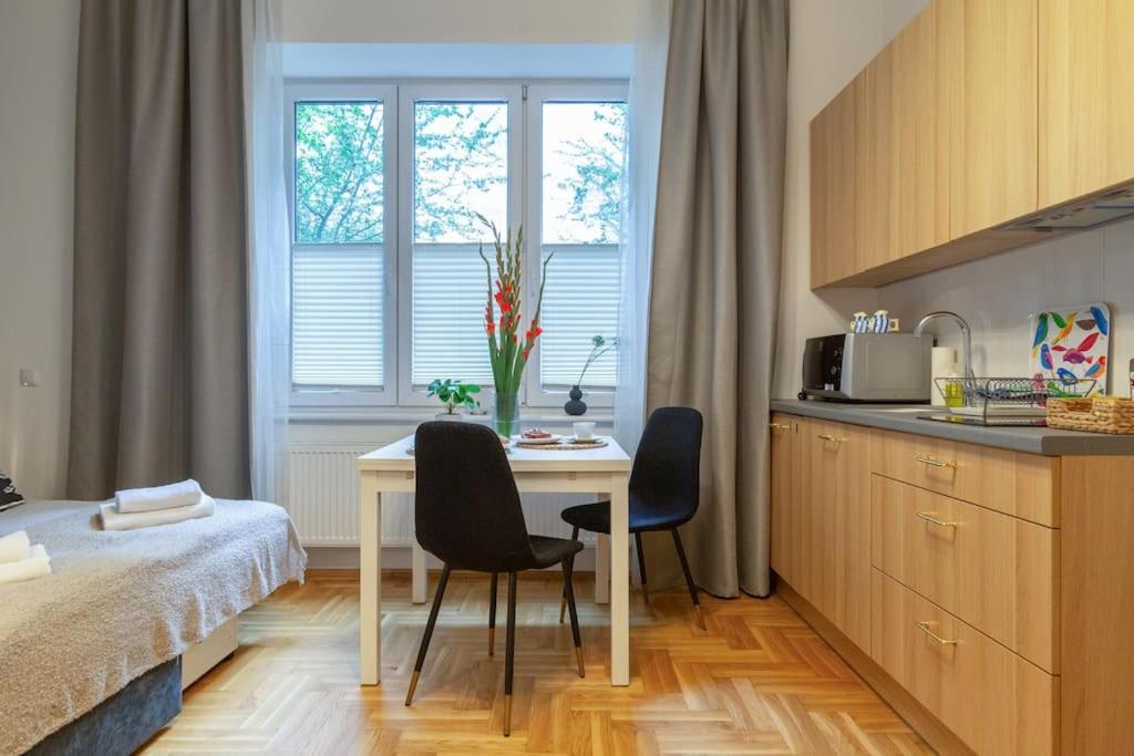 May A Studio Краків Екстер'єр фото
